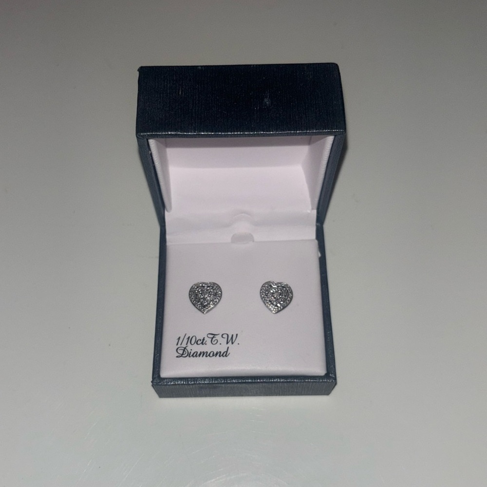 sterling silver diamond heart earrings